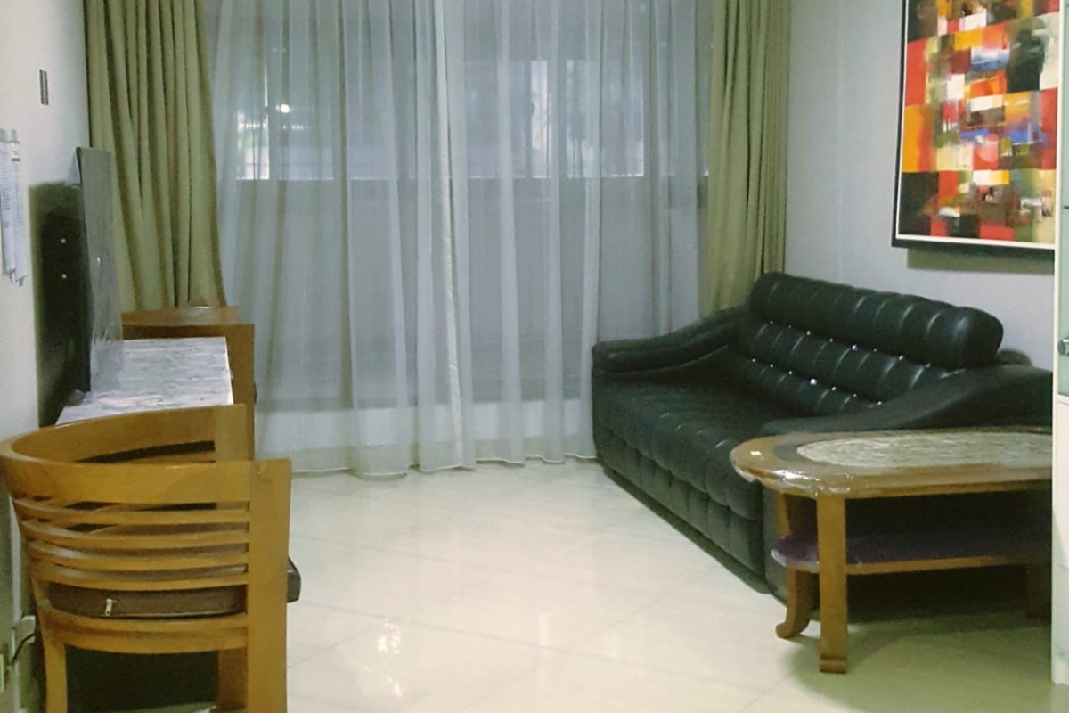 Sewa Unit Apartemen Taman Rasuna 3 BR, Furnished