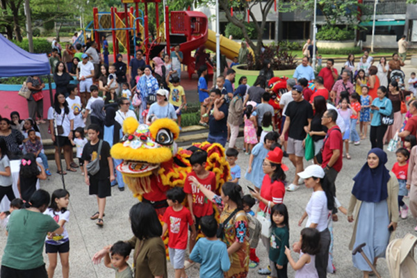 Pertunjukan Barongsai Imlek 2026